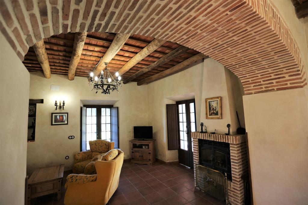 Villa Escutia Cazalla de la Sierra Bagian luar foto